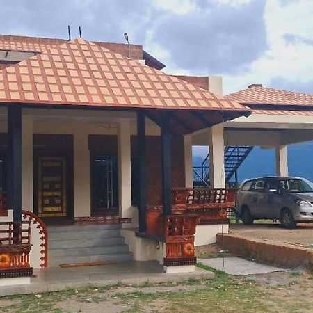 Apartament Lakshmi Illam Near Isha Yoga Adiyogi Alāndurai Zewnętrze zdjęcie